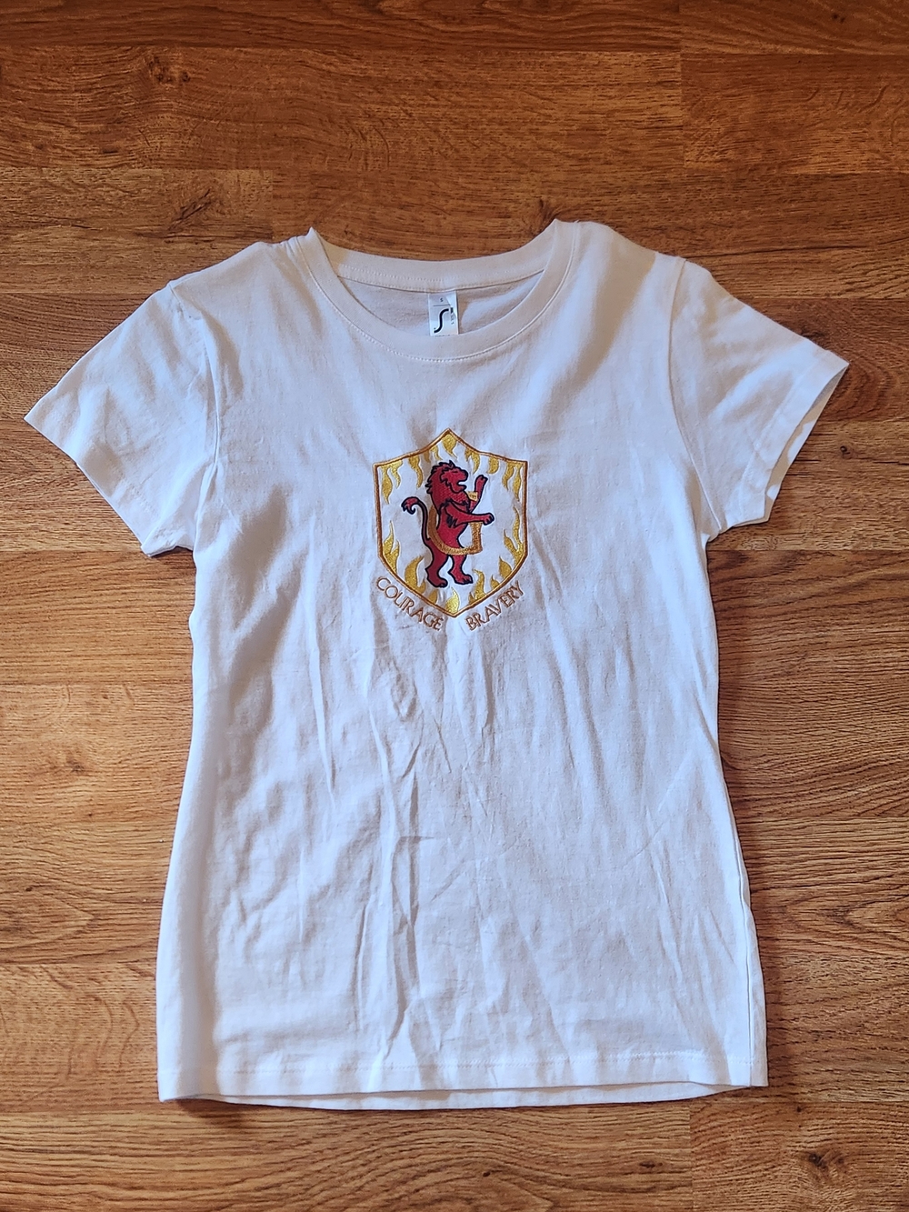 Gryffindor Inspired Harry Potter White Womens T-shirt, Embroidered, Size Small